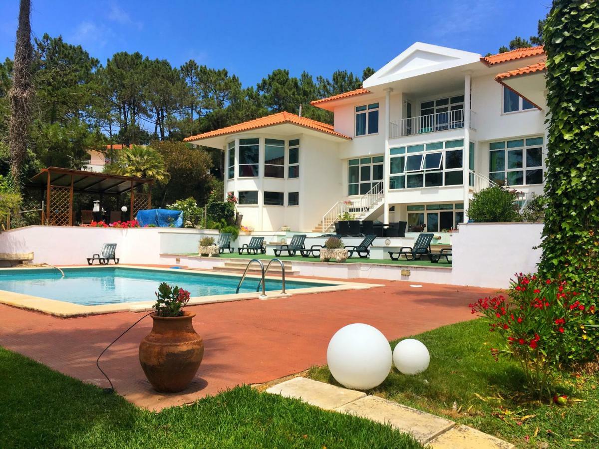 Casa Branca Guest House Foz do Arelho Bagian luar foto