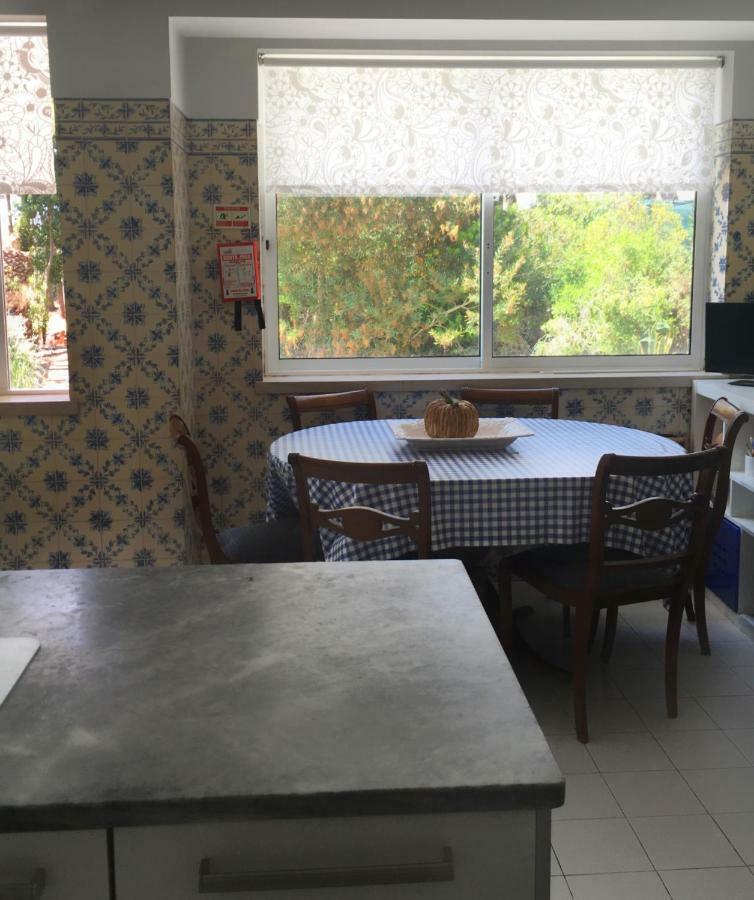 Casa Branca Guest House Foz do Arelho Bagian luar foto
