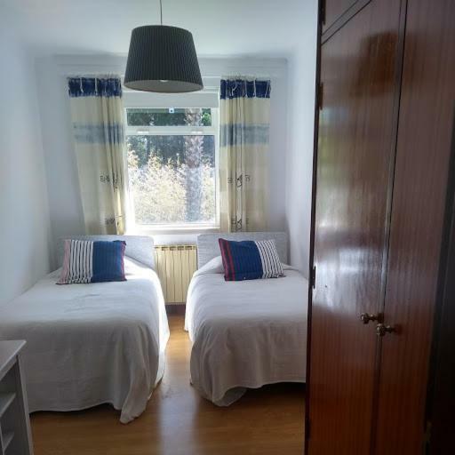 Casa Branca Guest House Foz do Arelho Bagian luar foto